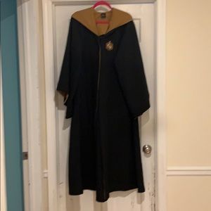 Hufflepuff Adult Robe Size Small